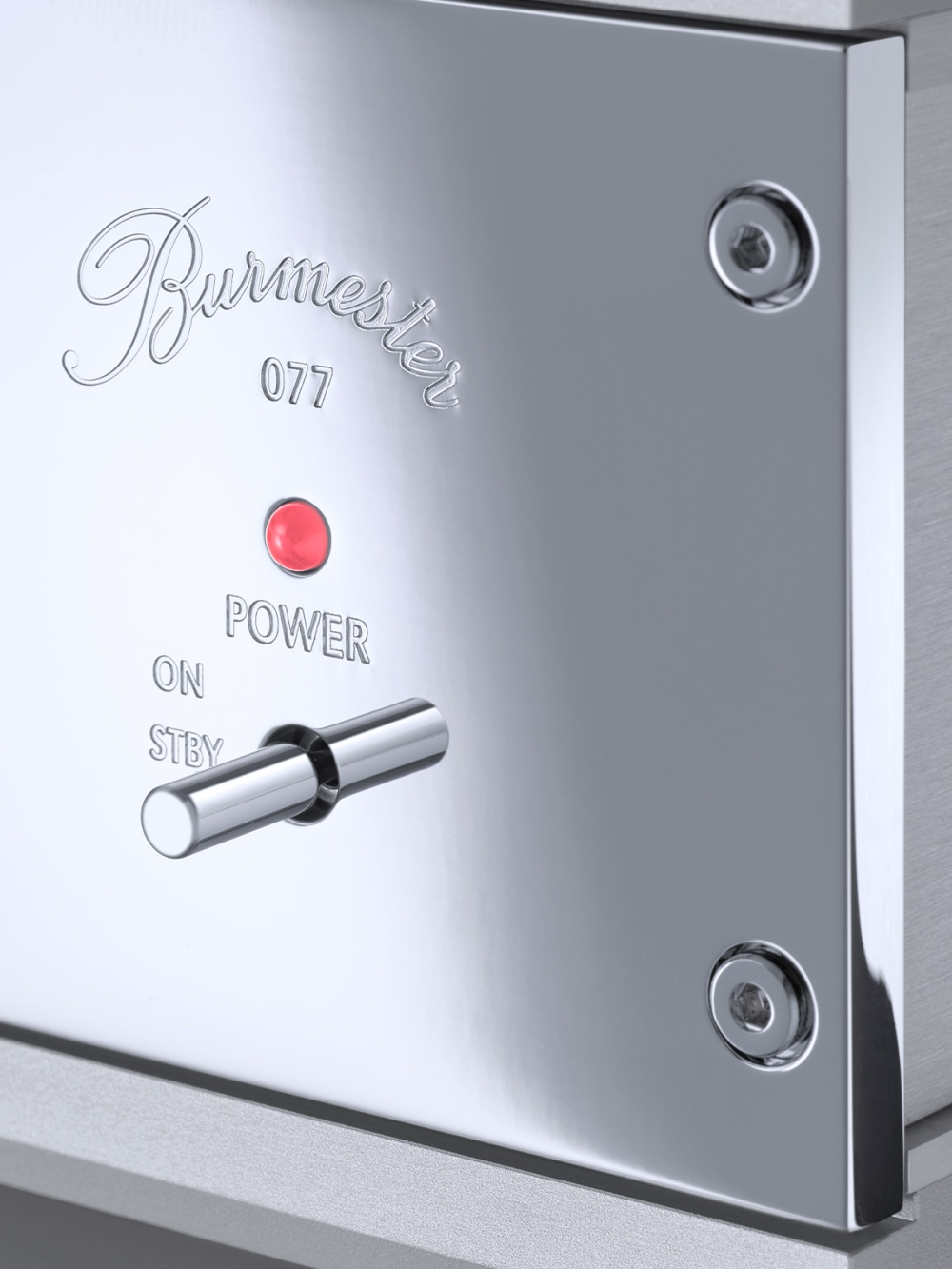 Burmester 077